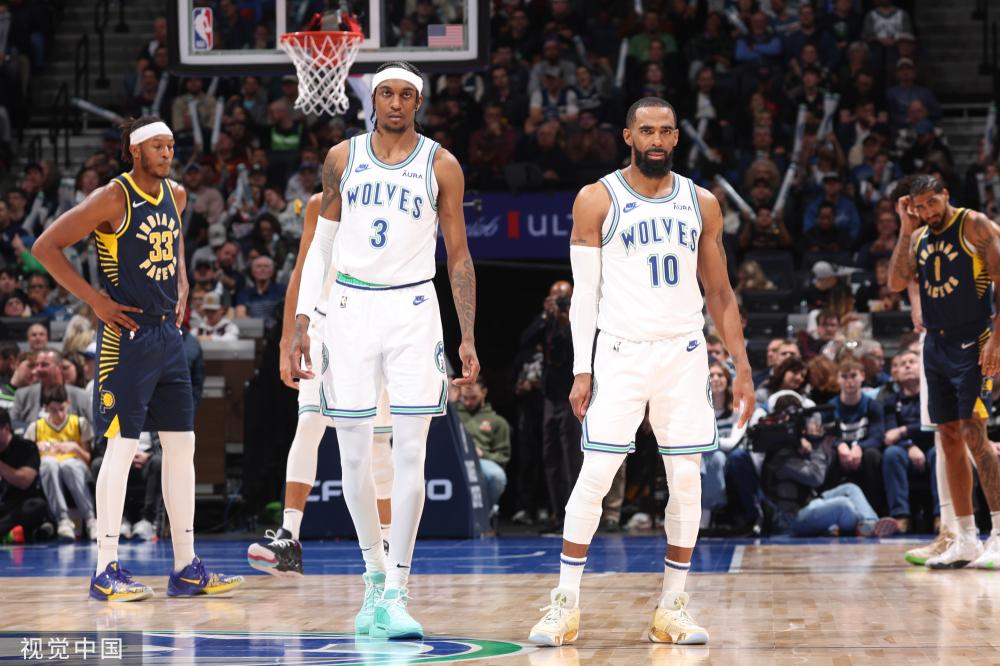 周围的人 周围的人