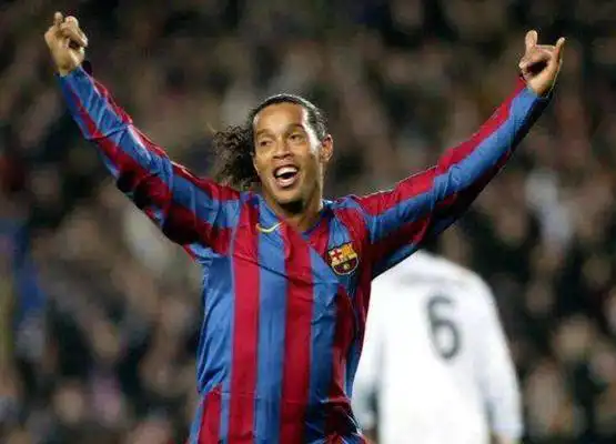 球员是否应 球员是否应