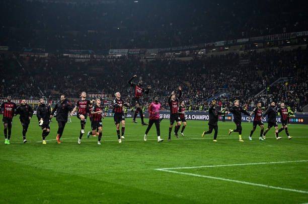 鲜明反差 鲜明反差